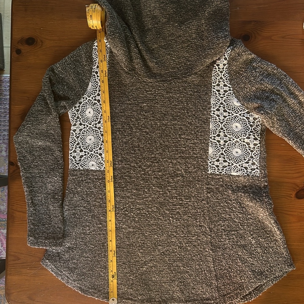 a’reve cowl neck sweater with lace detail size small - Picture 9 of 9